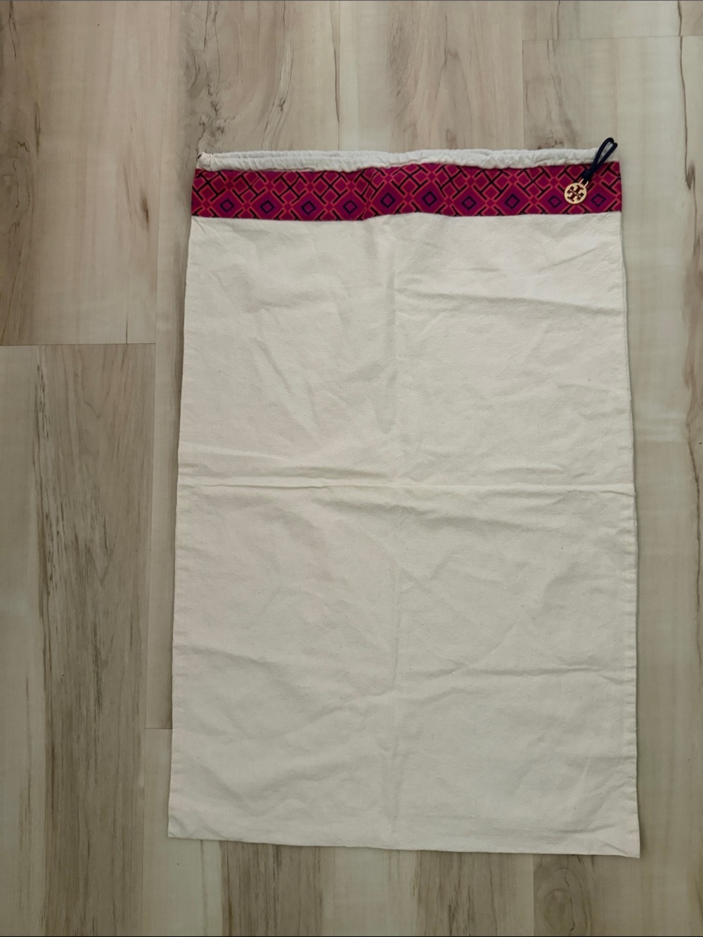 Tory burch dust bag with Pink Geo Trim